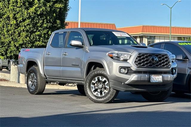 2021 toyota tacoma trd sport
