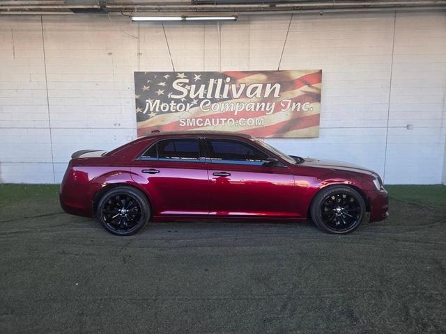 2019 chrysler 300 touring
