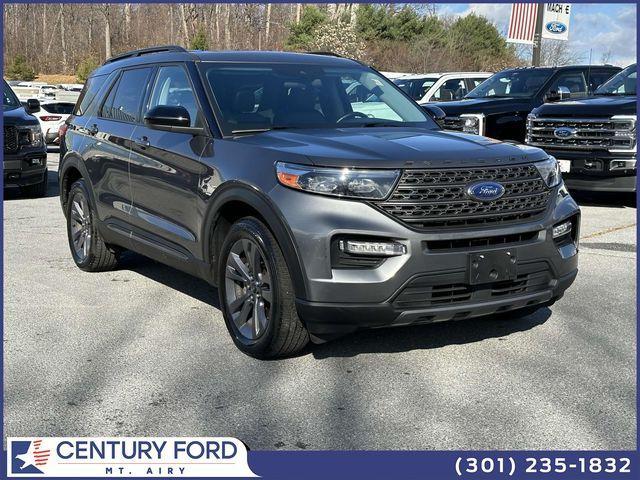 2022 ford explorer xlt