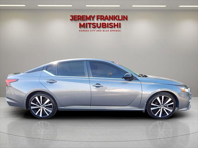 2020 nissan altima sr fwd