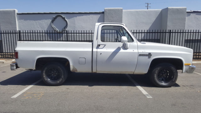 c10 california custom deluxe 99% rust free short bed single cab