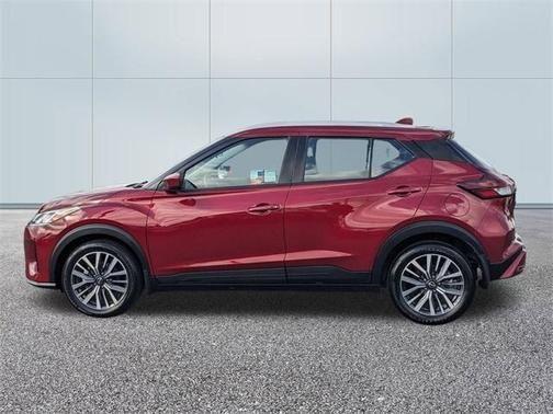 2023 nissan kicks