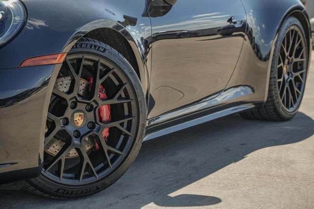 2024 porsche 911 carrera s
