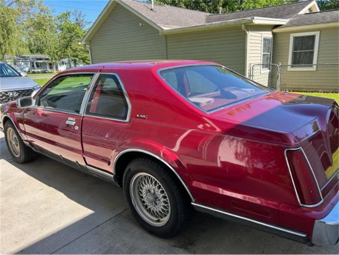 1990 lincoln mark vii in cadillac, michigan