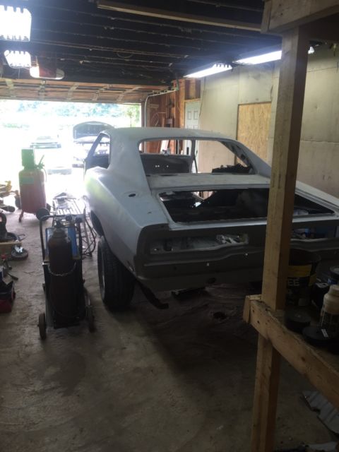 1969 charger r/t 4 spd project