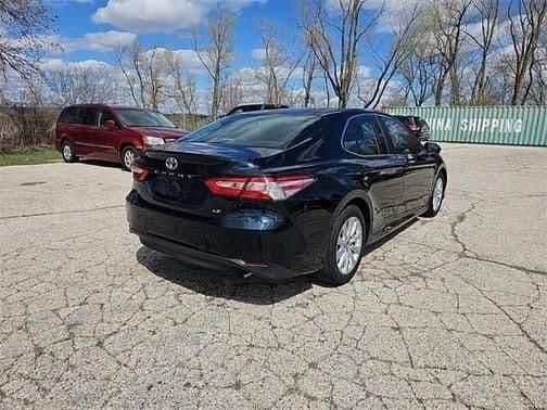 2018 toyota camry le in west bend, wisconsin