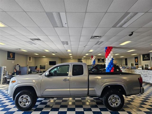 2021 Toyota Tacoma sr