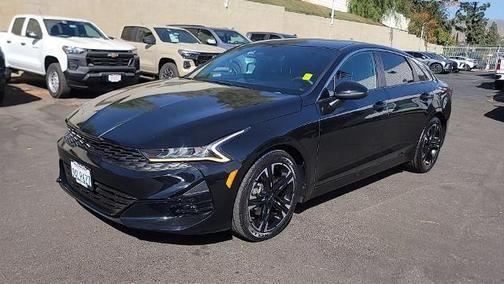 2022 kia k5