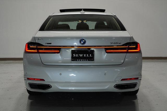 2022 bmw 745e xdrive