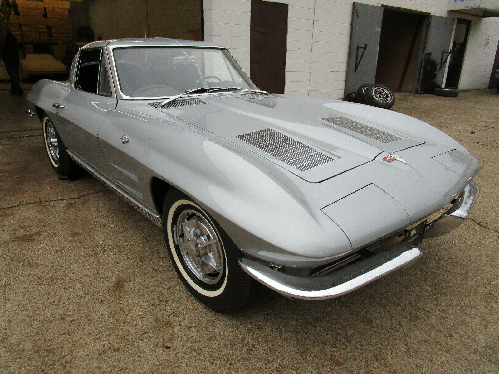 1963 chevrolet corvette split window sport coupe