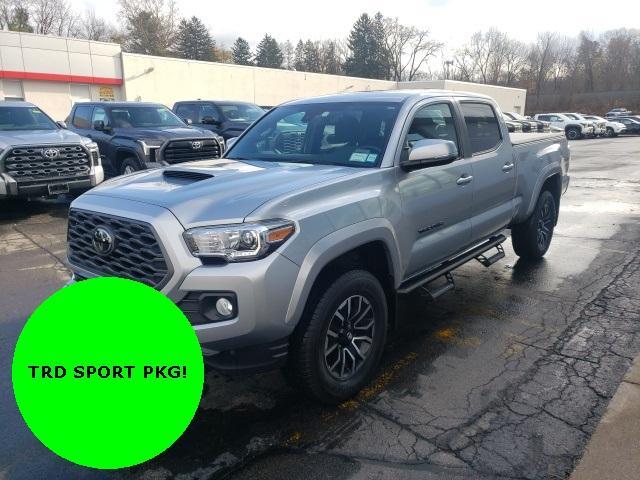 2022 toyota tacoma trd sport