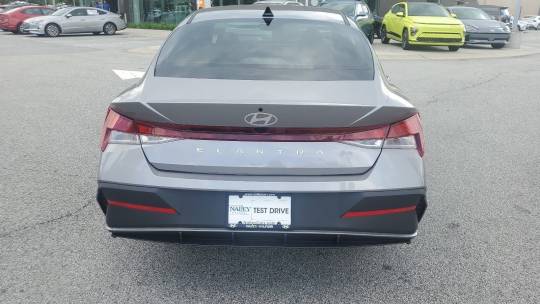 2025 Hyundai Elantra