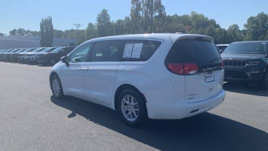 2023 Chrysler Voyager