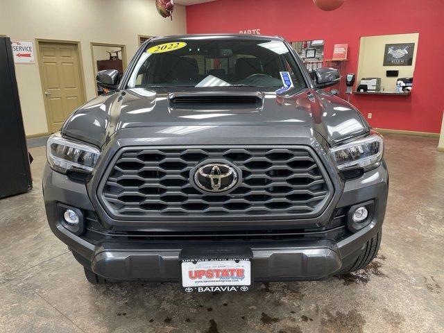 2022 toyota tacoma trd sport