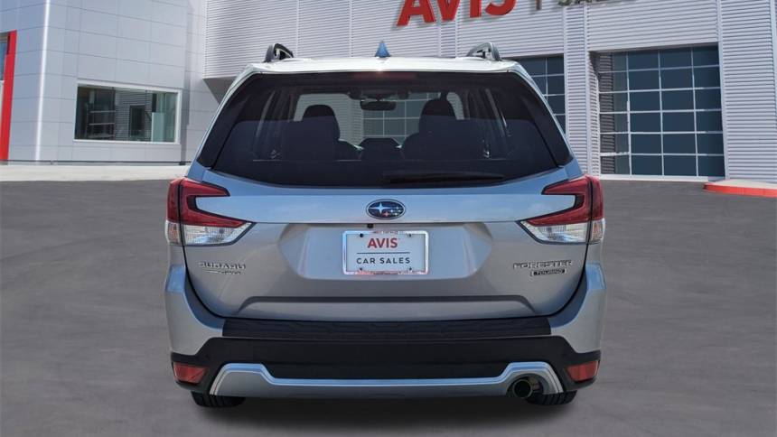 2020 subaru forester touring