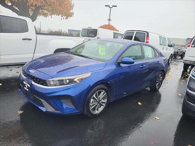 2023 kia forte lxs