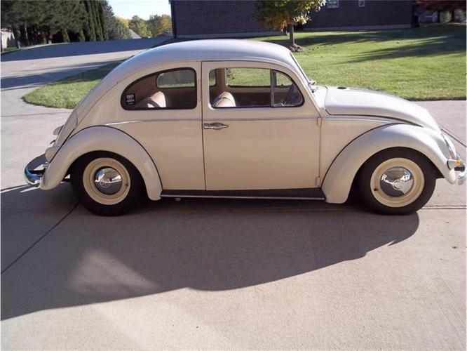 1958 volkswagen beetle in glendale, california