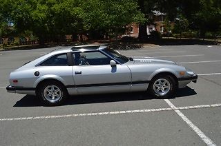 280zx one owner garage kept low miles original paint platinum metalic silver