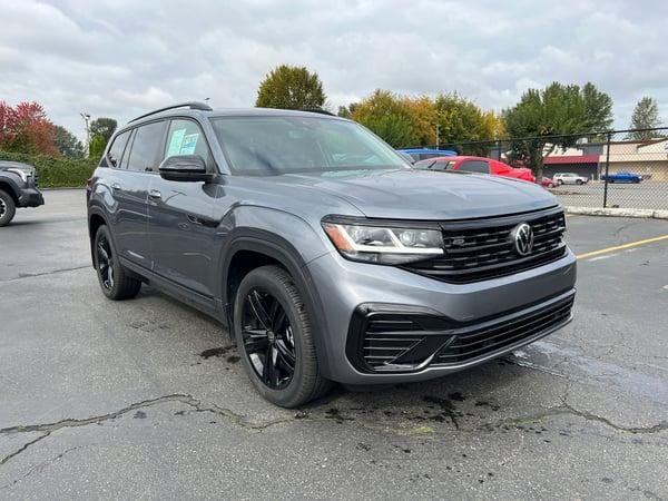 2022 volkswagen atlas in beloit, wisconsin