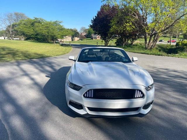 2016 ford mustang v6