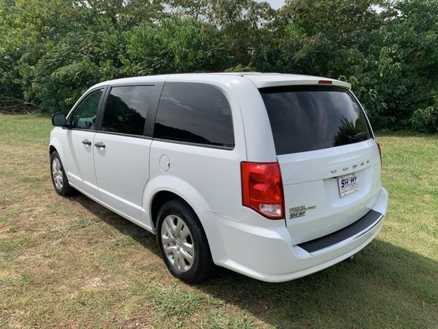 2019 dodge grand caravan se