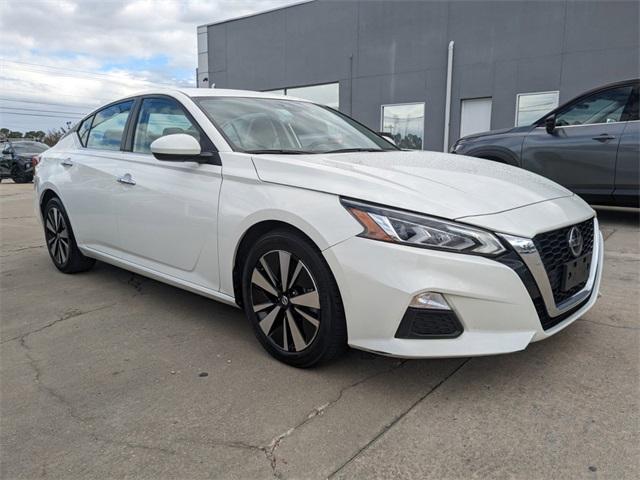 2022 nissan altima 2.5 sv
