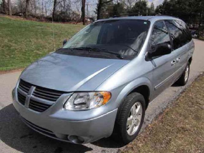 used 2005 dodge grand caravan for sale. in asheville, nc