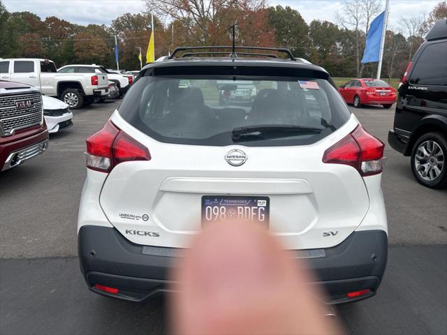 2020 nissan kicks sv