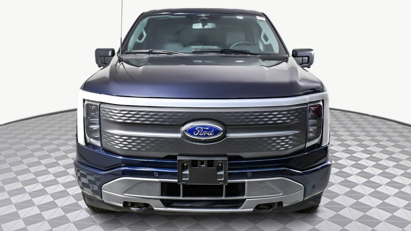 2023 ford f-150 lightning xlt