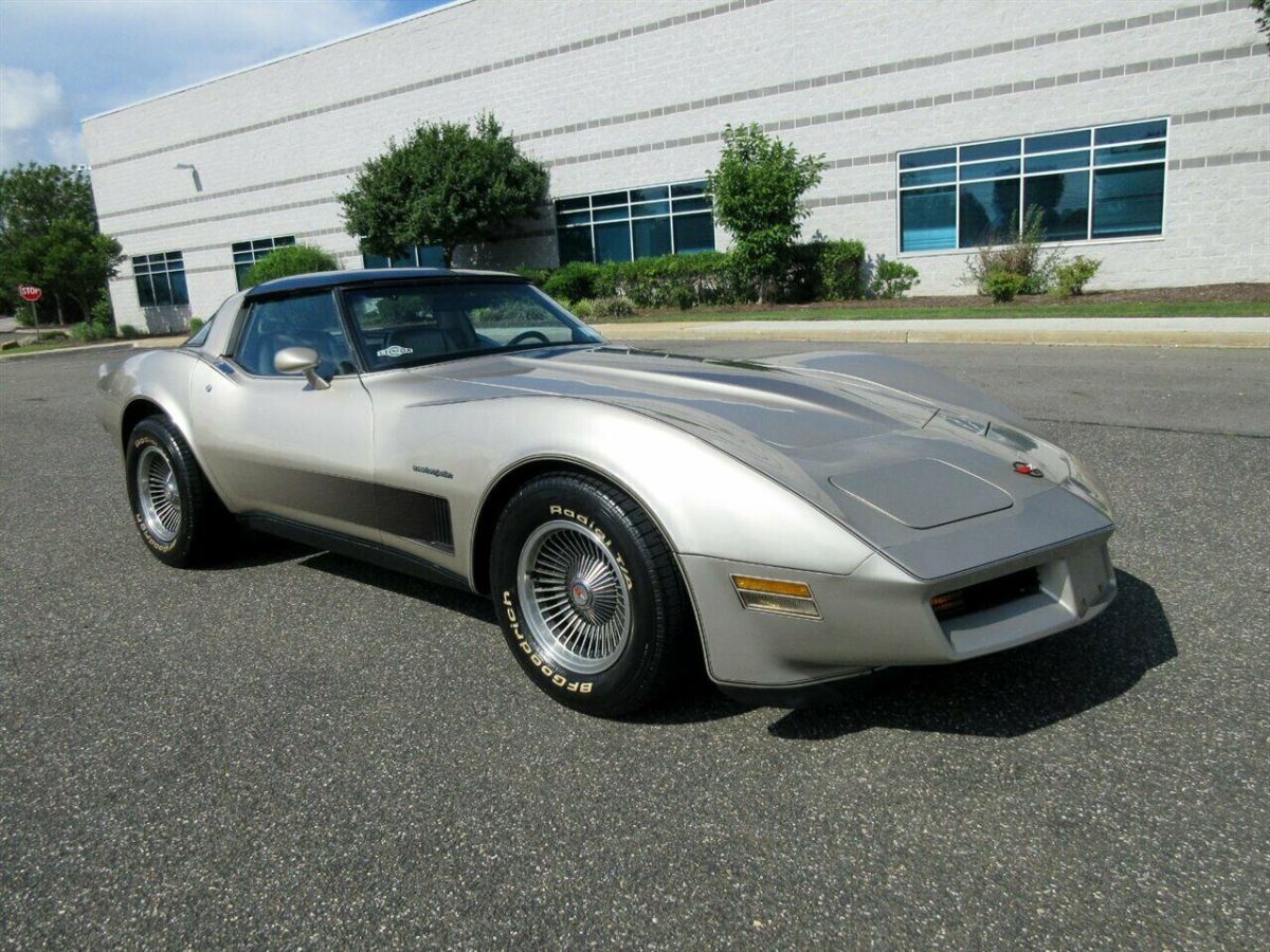 1982 chevrolet corvette collectors edition low miles stunning classic must see