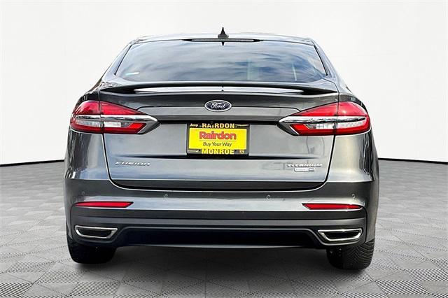 2020 ford fusion titanium