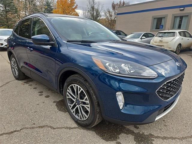 2020 ford escape sel