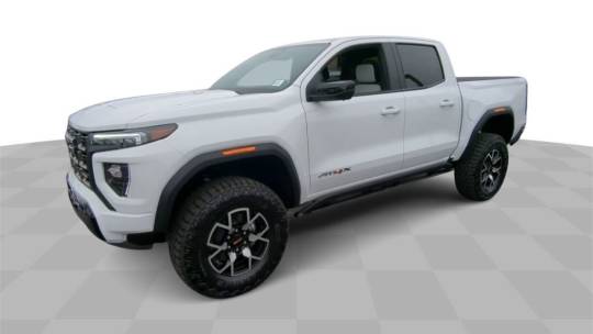 2024 GMC Canyon