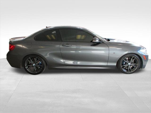 2016 bmw m2 base