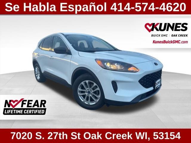 2022 ford escape se