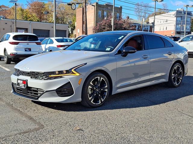 2022 kia k5 gt-line