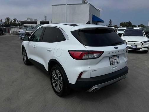 2022 ford escape