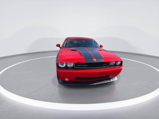 2010 dodge challenger srt8