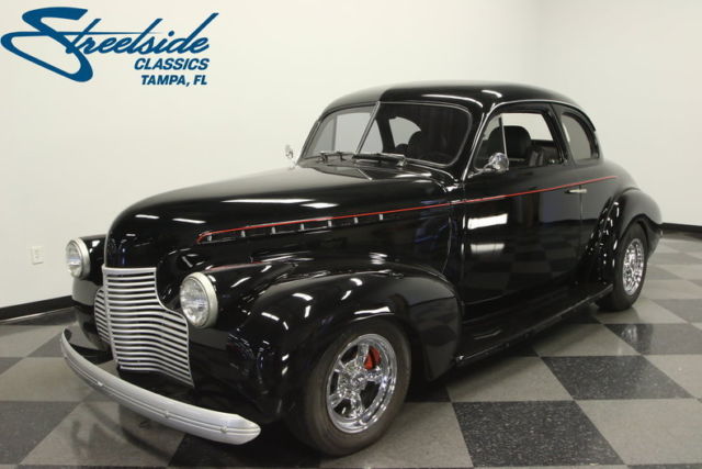 all steel '40 chevy, 350 v8, auto, ps, pb w/discs, tilt, ice cold r134 ac, clean