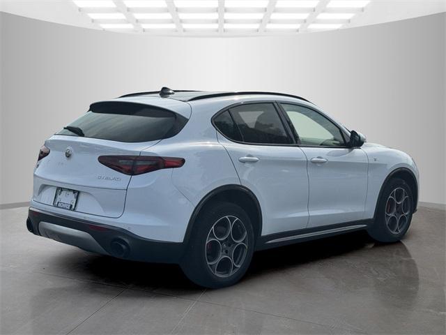 2022 alfa romeo stelvio ti