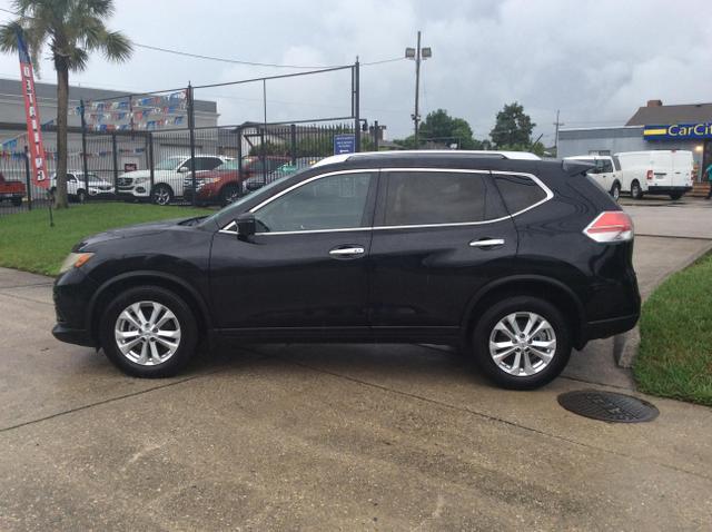 2016 nissan rogue sv
