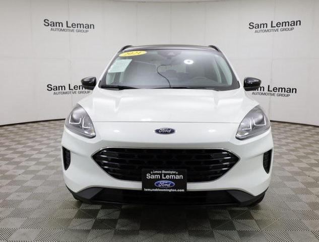 2021 ford escape se