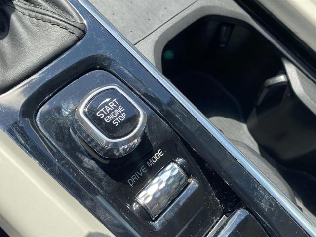 2021 volvo v60 cross country t5