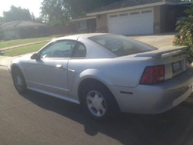 2001 ford mustang in bakersfield, ca