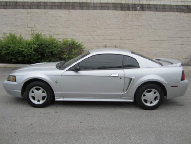 1999 ford mustang. 1 owner. clean carfax. mint cond. 5speed in hialeah, fl