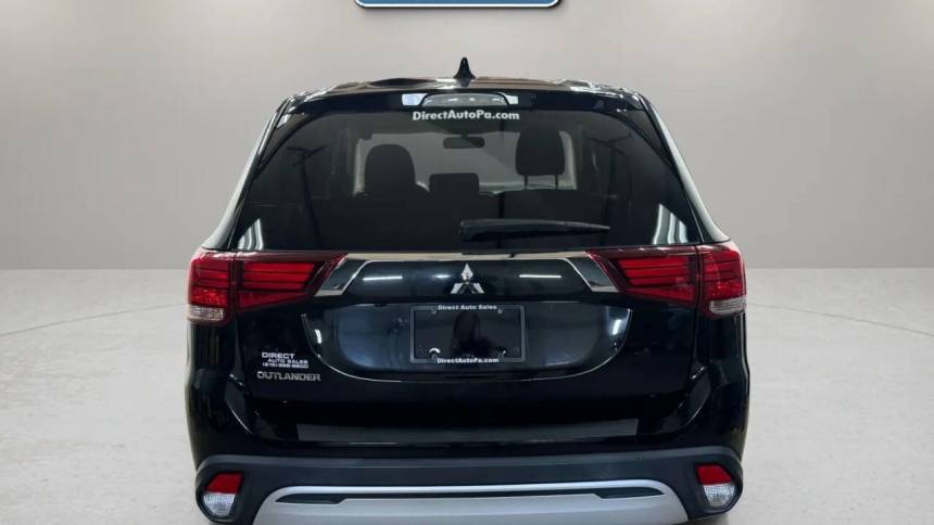 2020 mitsubishi outlander es