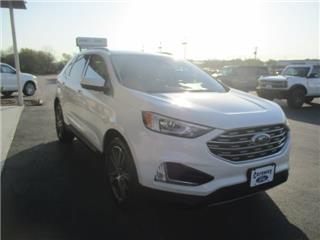 2021 Ford Edge titanium
