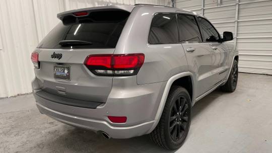 2021 Jeep Grand Cherokee laredo x