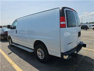 2022 Chevrolet Express 2500