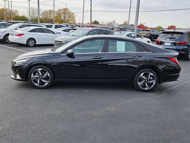 2022 hyundai elantra sel